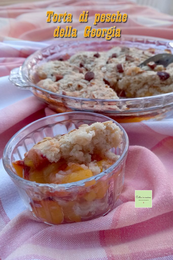 torta de pêssegos da Geórgia - tigela
