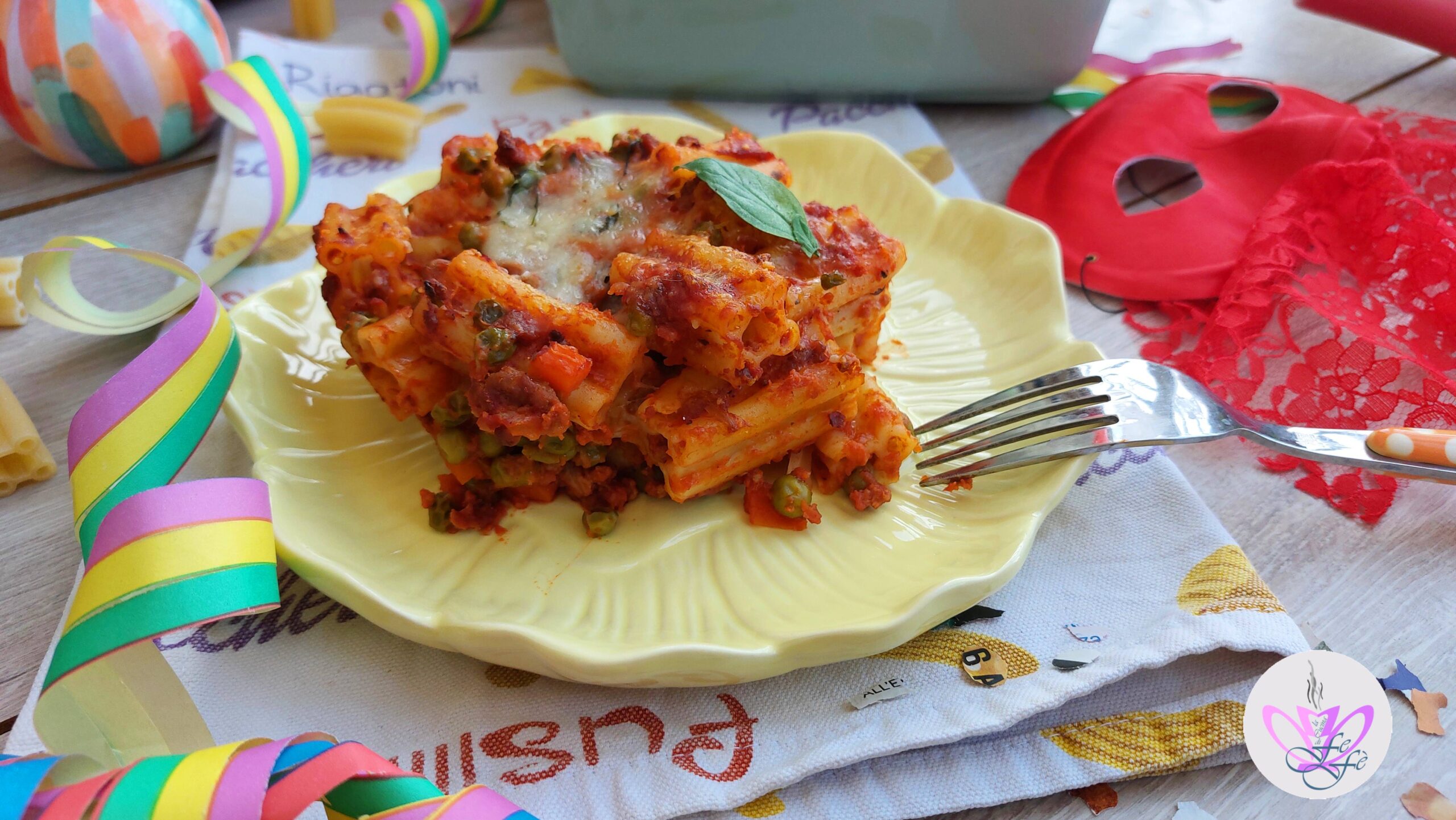 PASTA AI 5 BUCHI SICILIANA