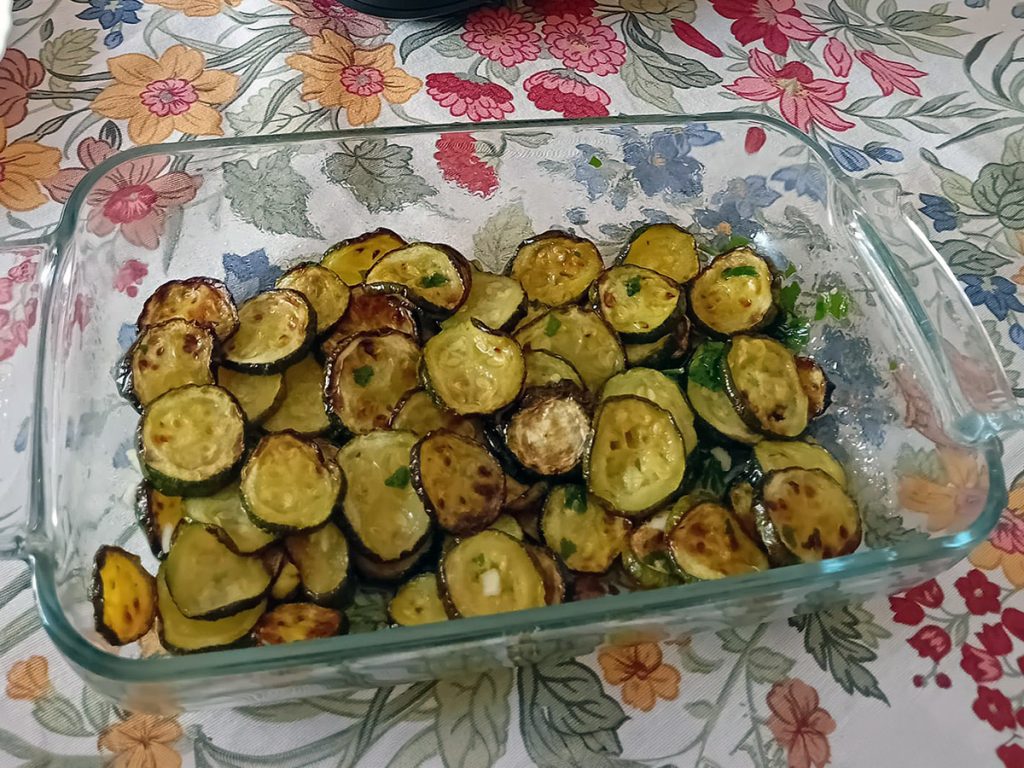 Abobrinha à escabeche na fritadeira a ar