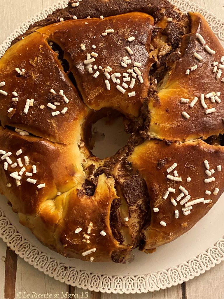 Brioche macia com recheio de Nutella