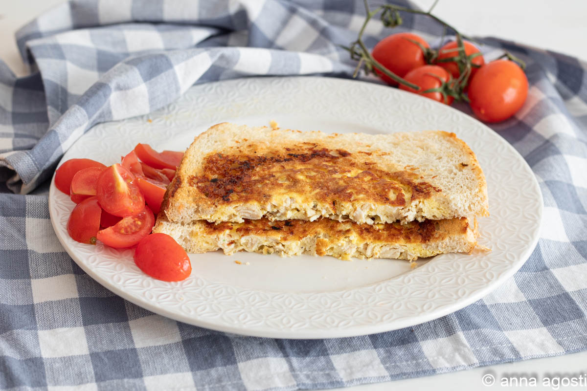 Bruschettas recheadas com frango