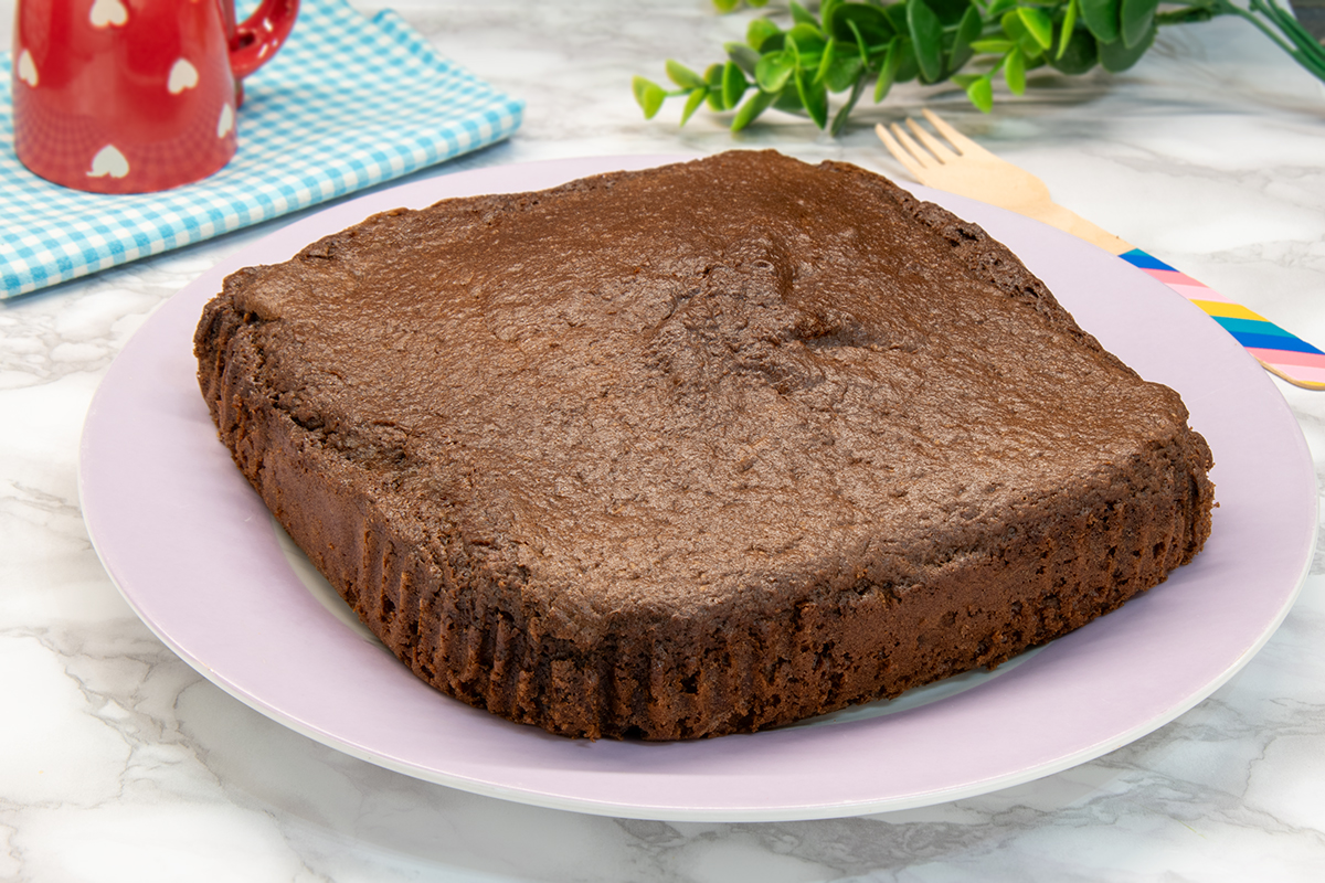 Bolo de cacau e iogurte na fritadeira a ar