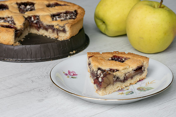 Torta de geleia maçãs e amêndoas
