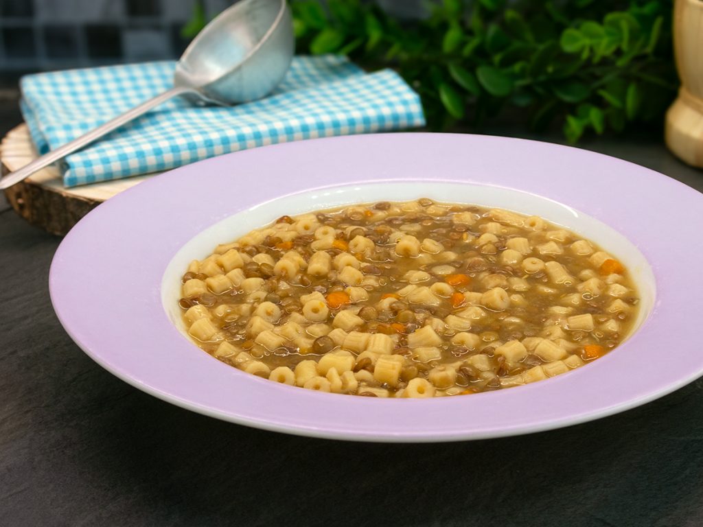 Macarrão e lentilhas