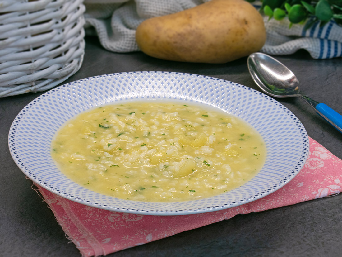 Sopa de arroz e batatas – também Bimby