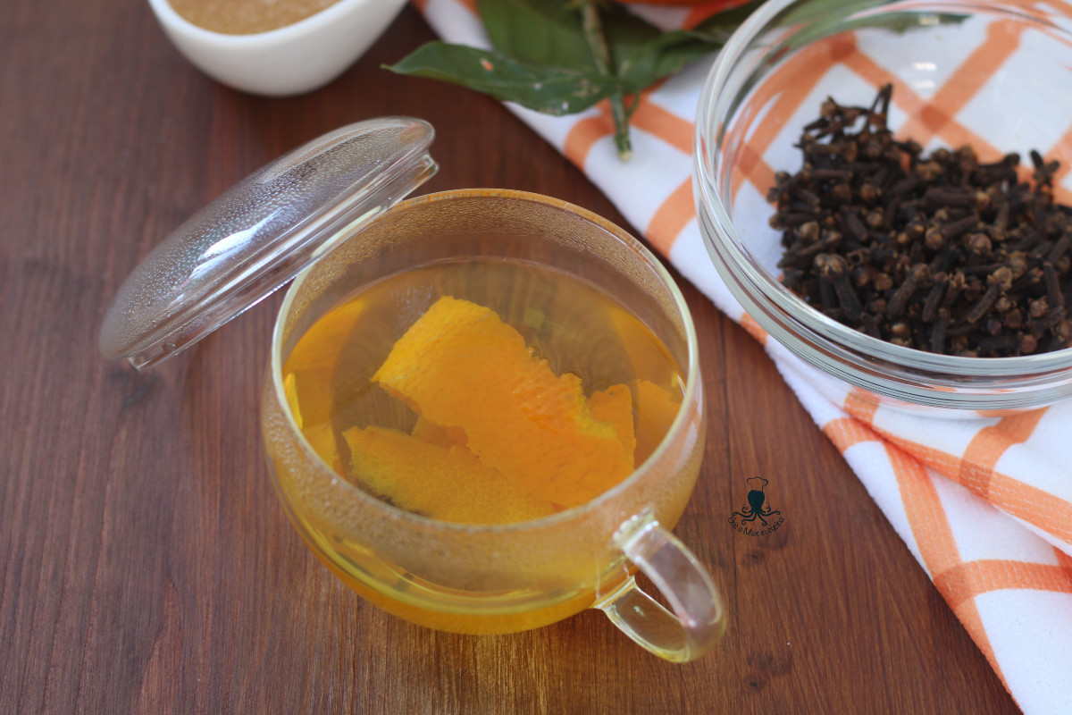 Decocção de laranja e cravo-da-índia