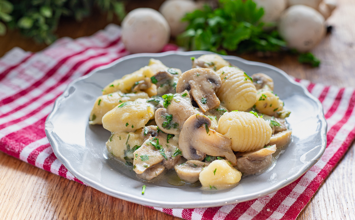 Gnocchi com cogumelos