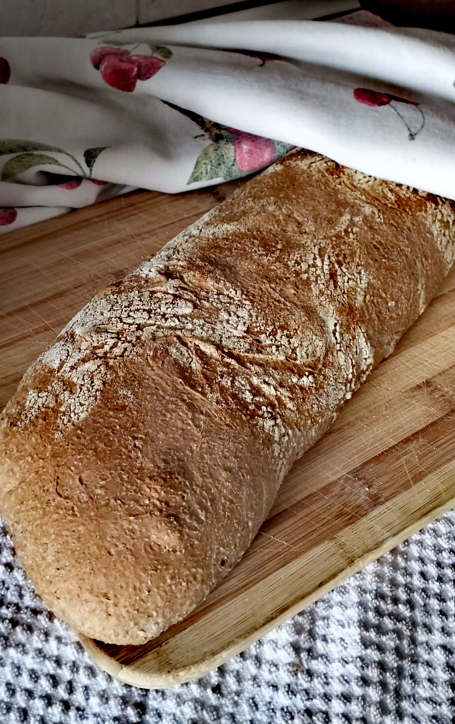 Pão integral com nozes
