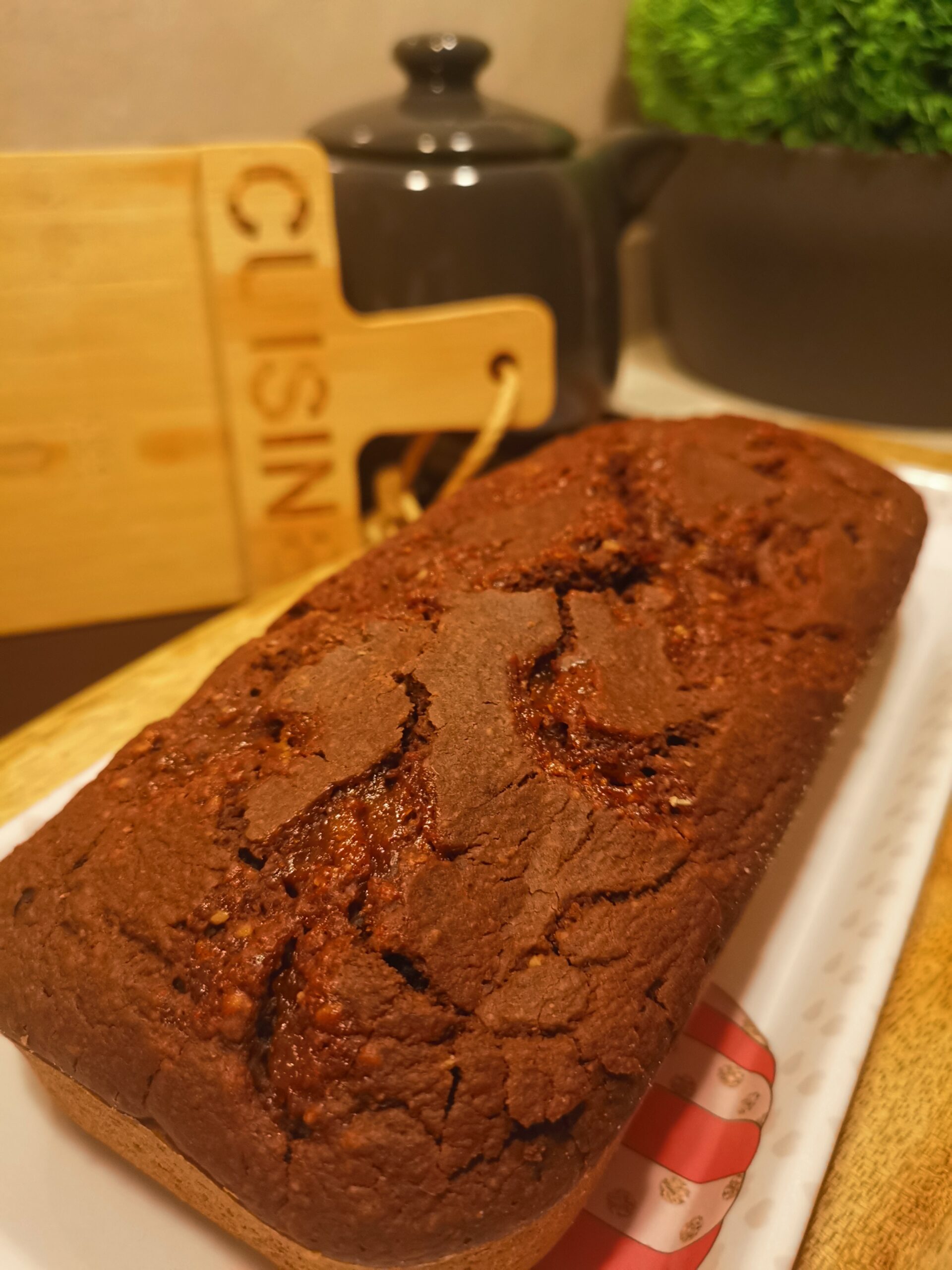 Bolo de ameixa com cacau