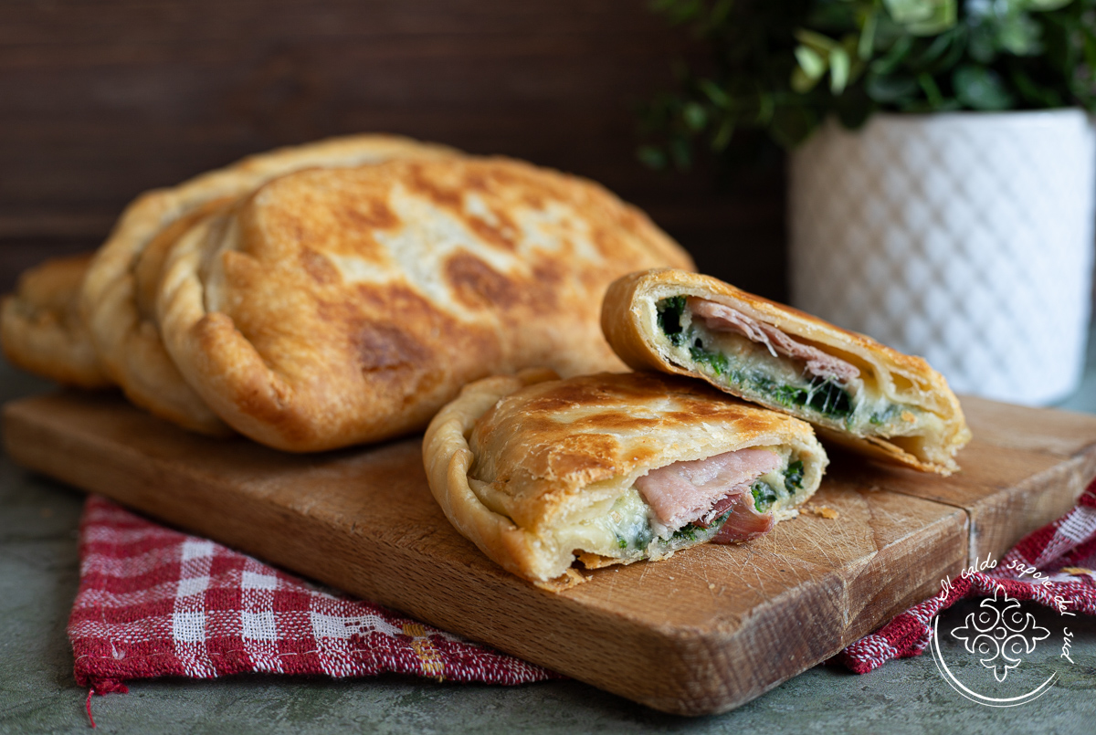 Calzones fritos sem fermento