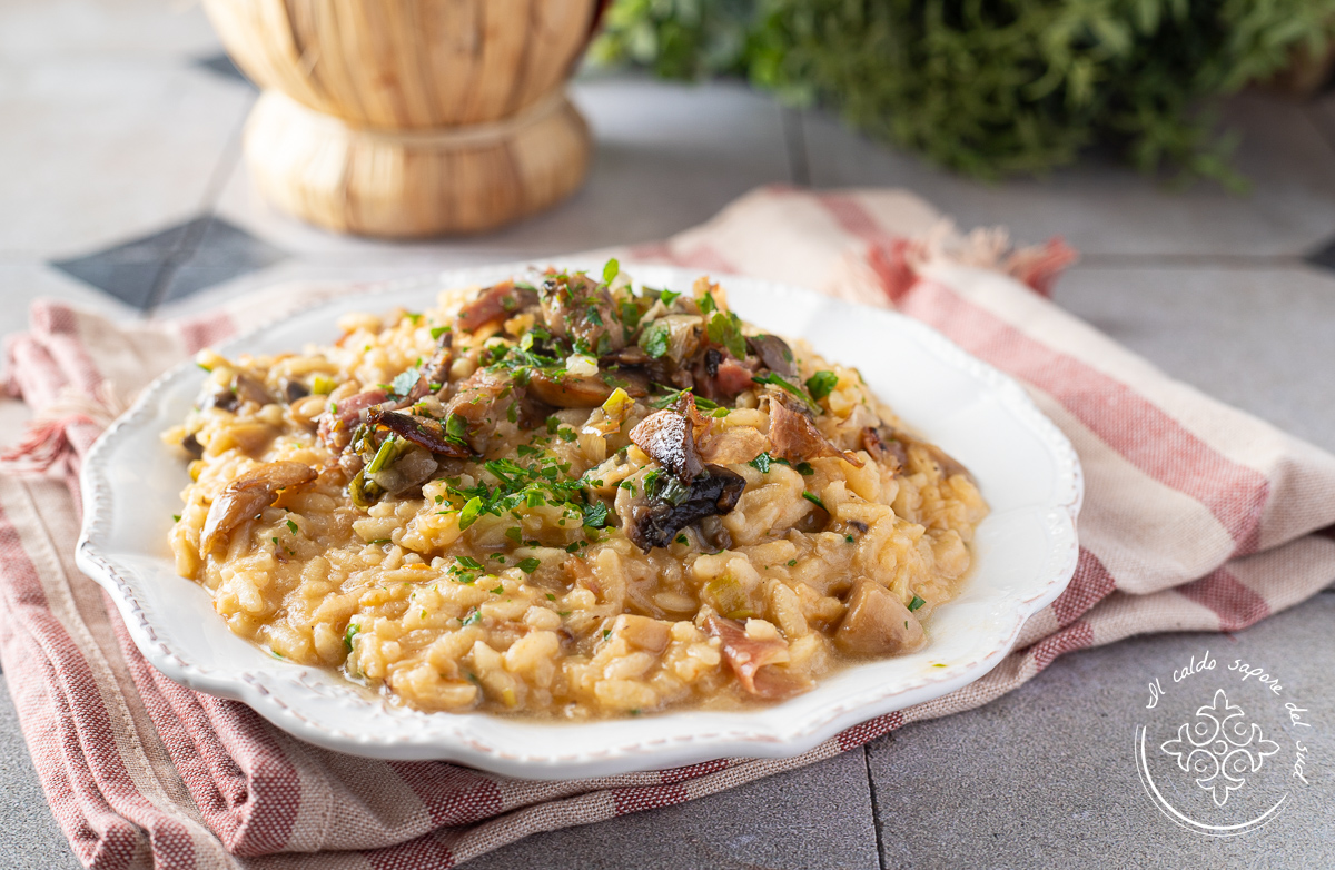 Risoto de cogumelos com speck