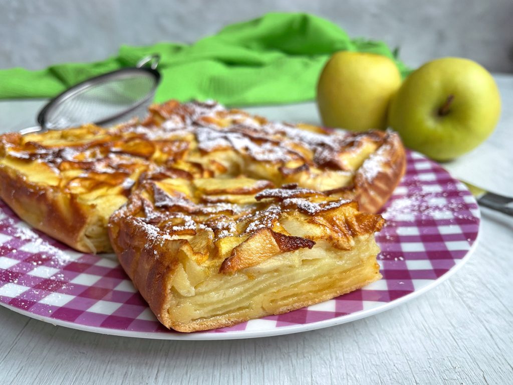 Bolo invisível de maçã na fritadeira a ar