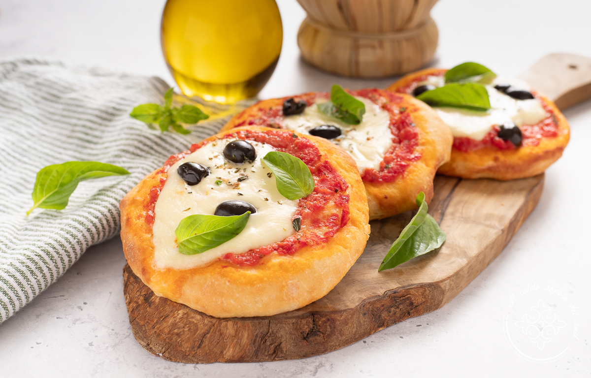 Pizzinhas de iogurte e fermento biológico