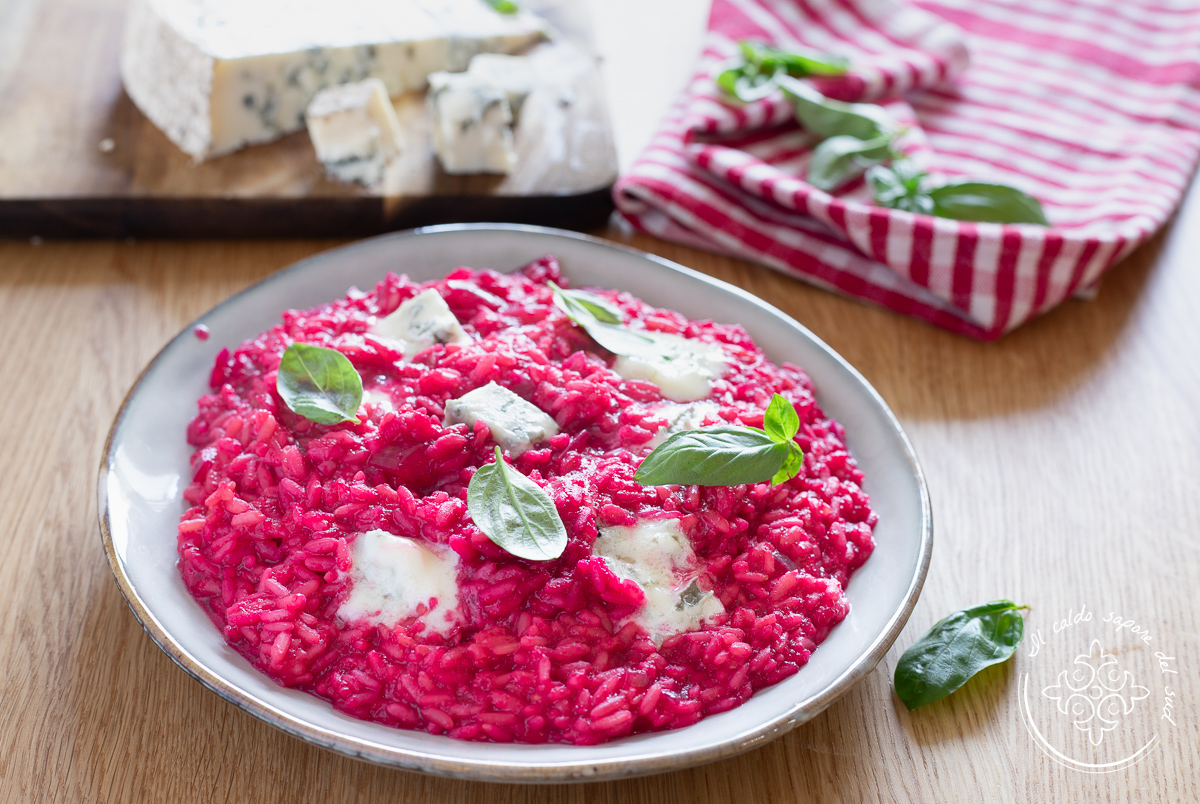 Risoto de beterraba e gorgonzola