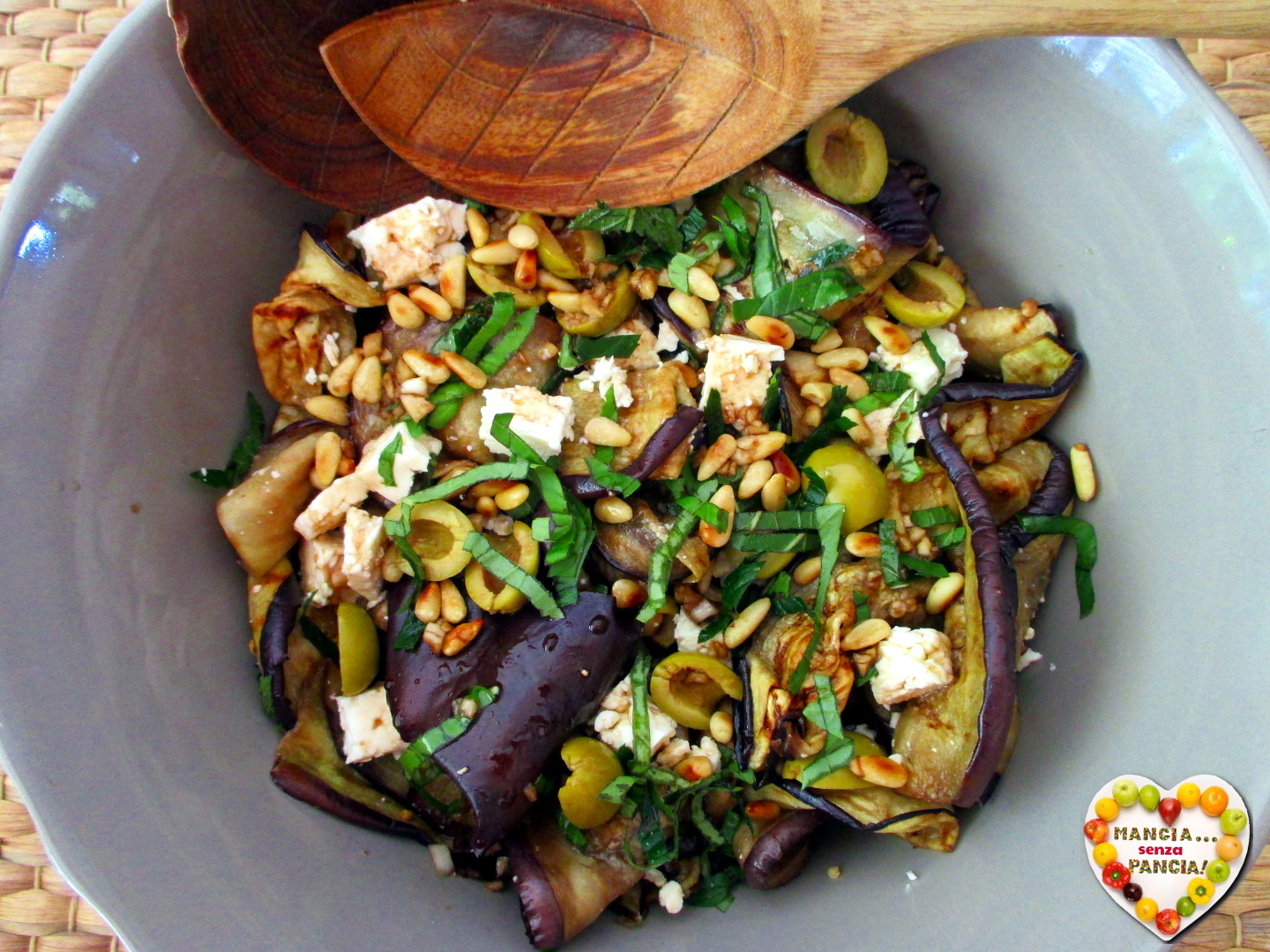 Salada de berinjela grelhada