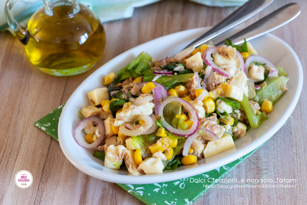 Salada de verão com milho e atum