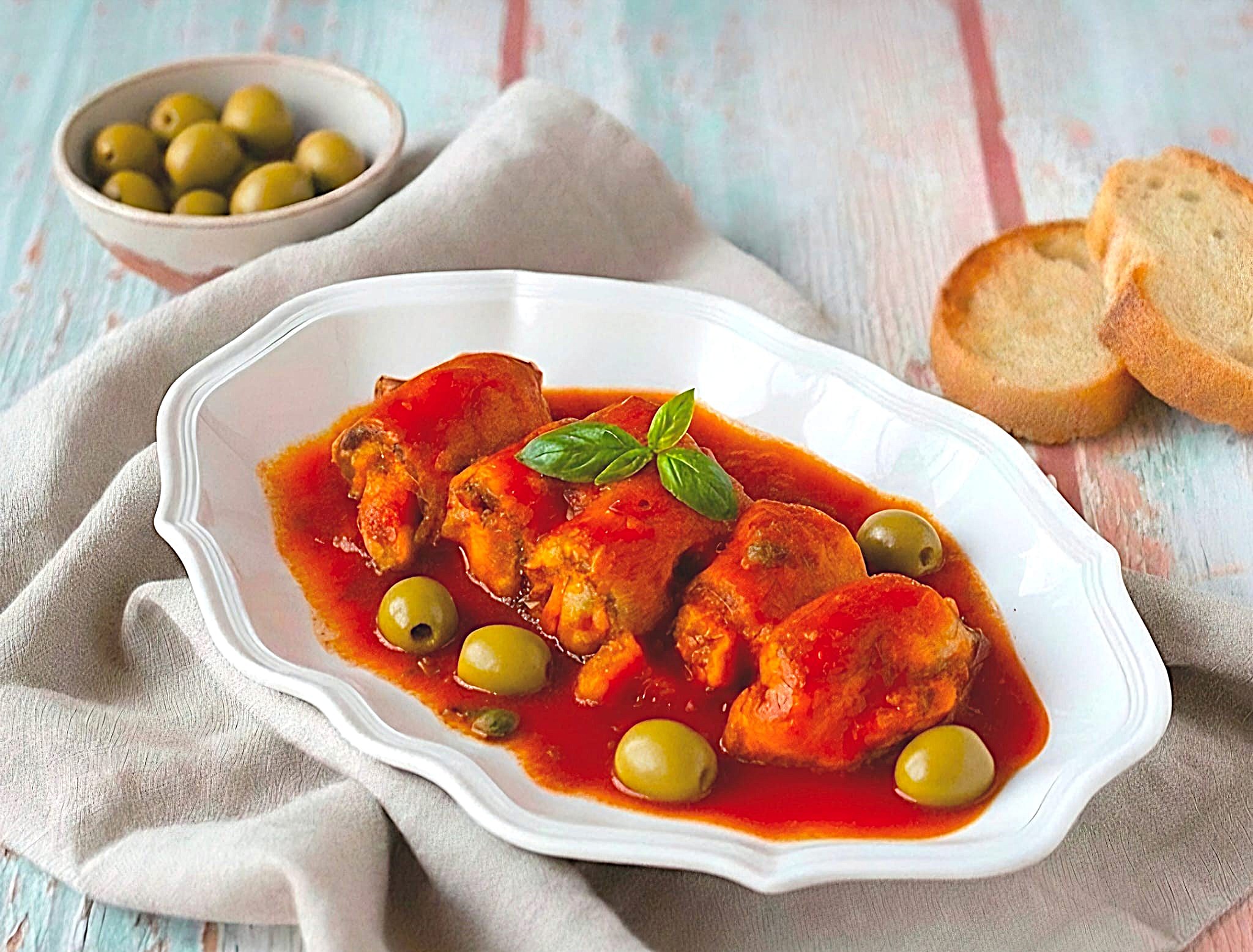 As costeletas de peixe-espada “a ghiotta”