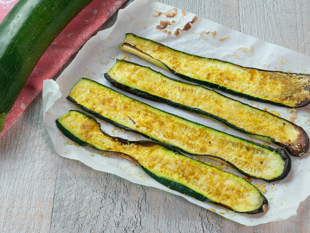 Abobrinha gratinada com curry na fritadeira elétrica