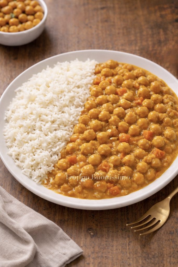 grão-de-bico ao curry com arroz