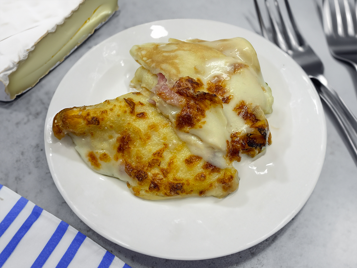 Crepes de presunto e queijo na fritadeira a ar