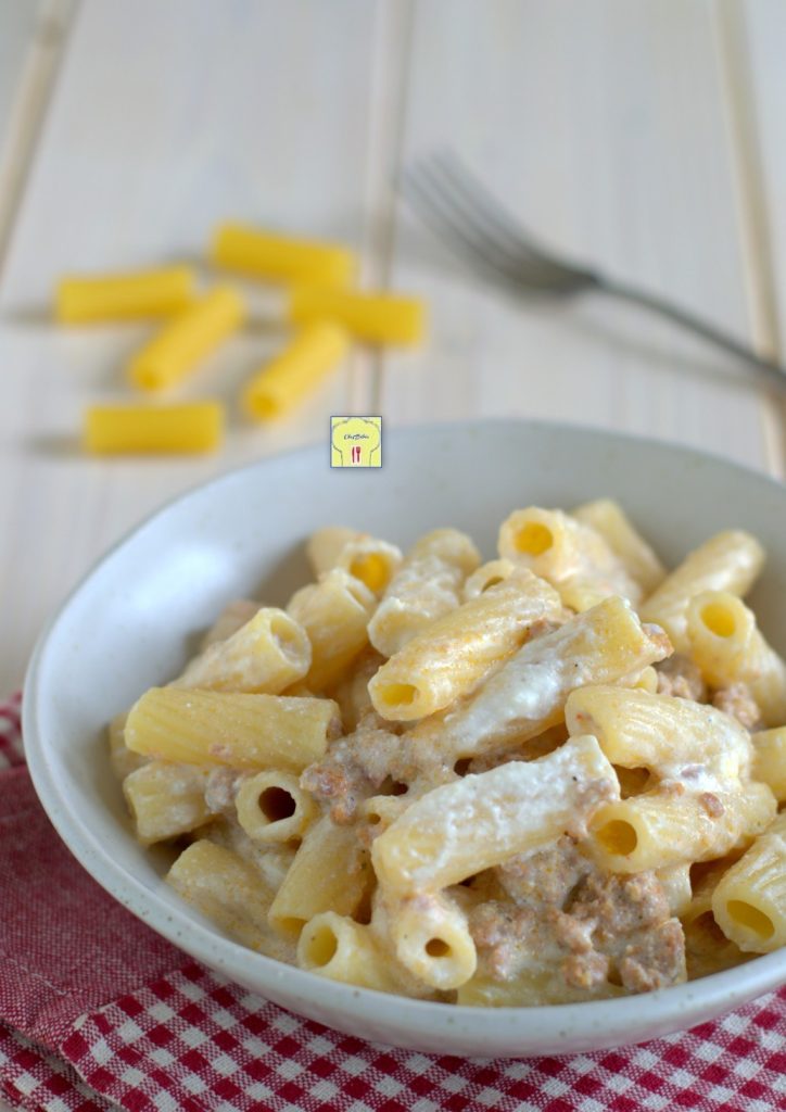 macarrão com ricota e linguiça gp