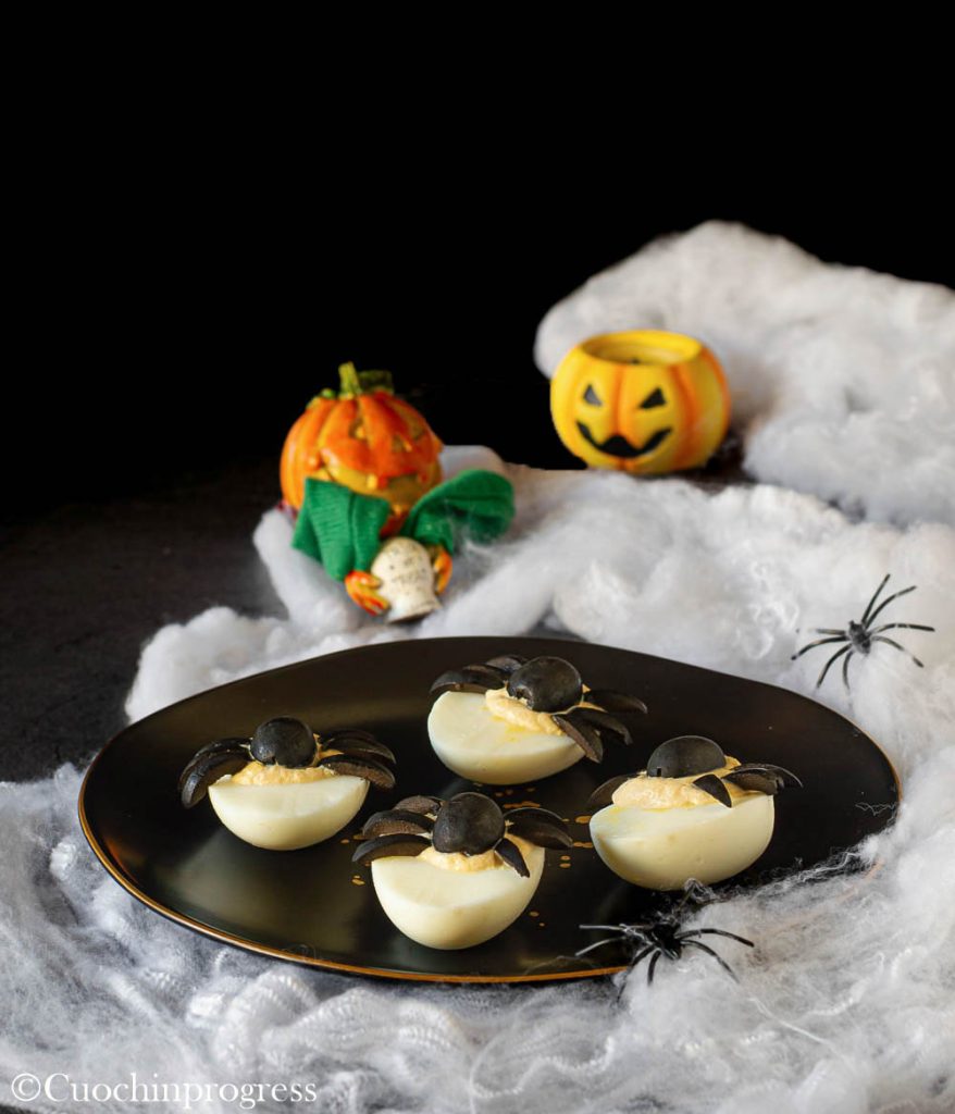 ovos recheados de halloween