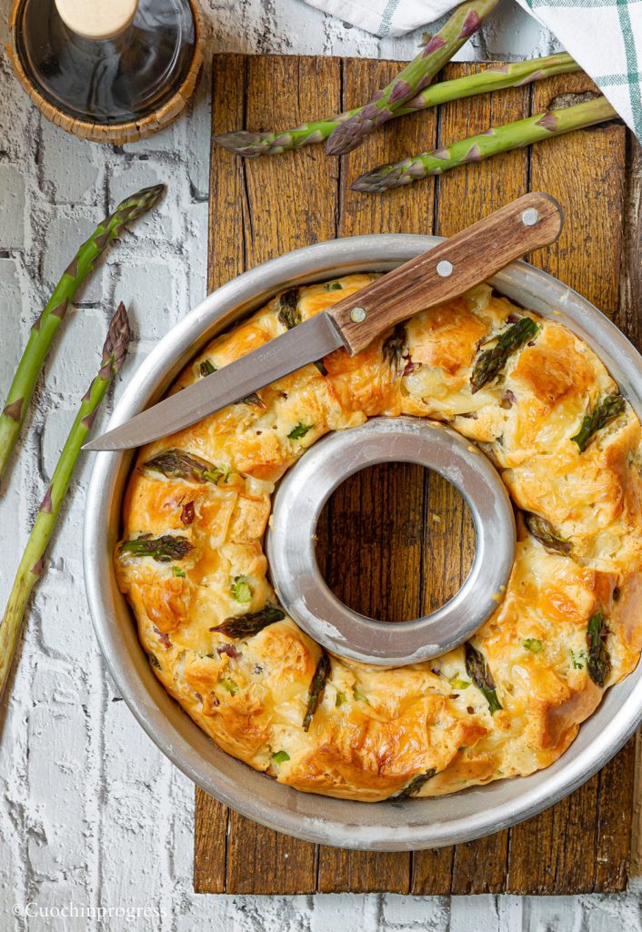ciambella salata con asparagi