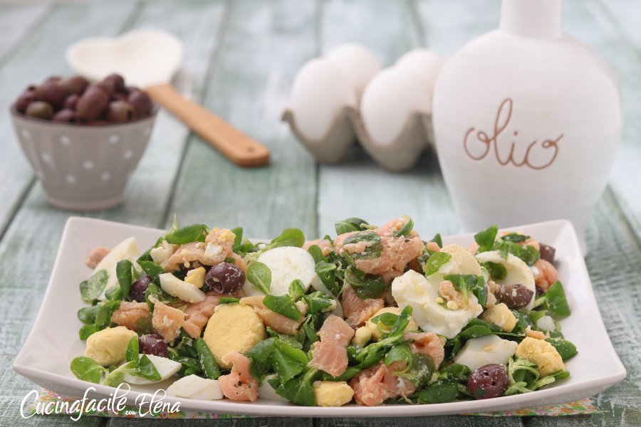 Salada de ovos e salmão