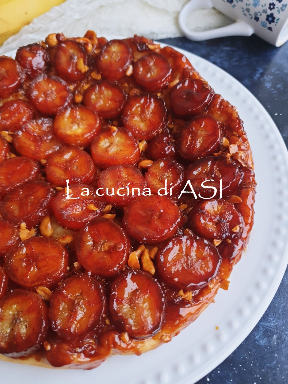 Tatin de bananas com massa folhada (doce invertido fácil)