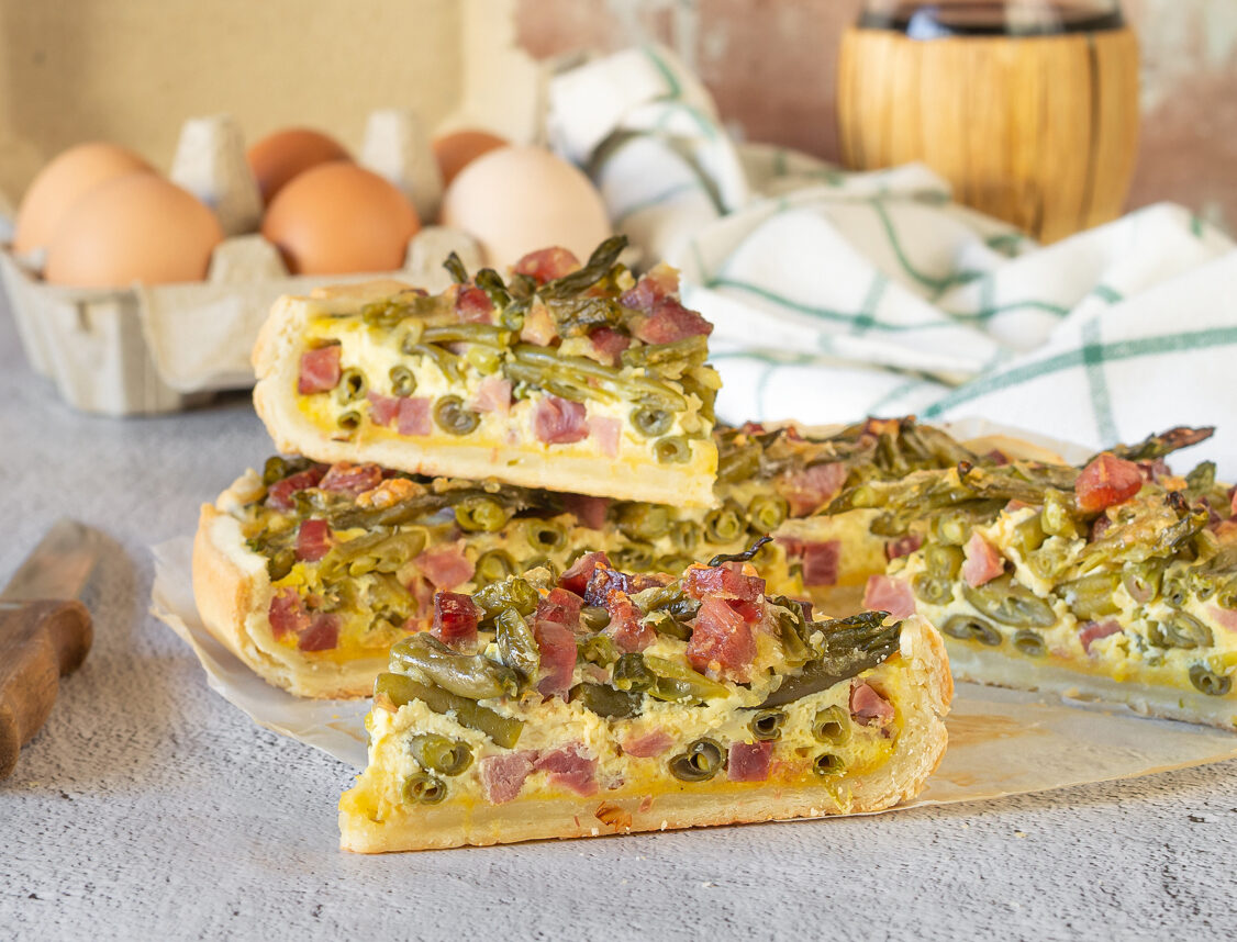 Torta salgada de vagens com presunto