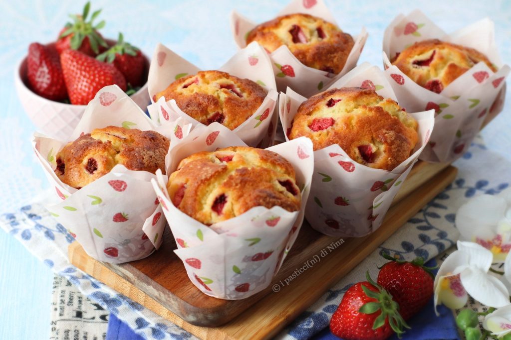 Muffins macios de morango e iogurte ricetta i pasticcini di Nina