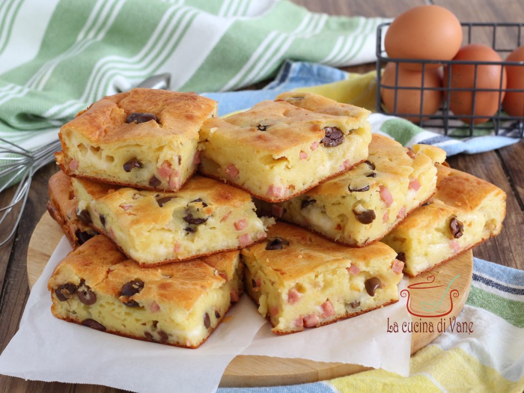 TORTA SALGADA SETE POTINHOS MACIA E SABOROSA