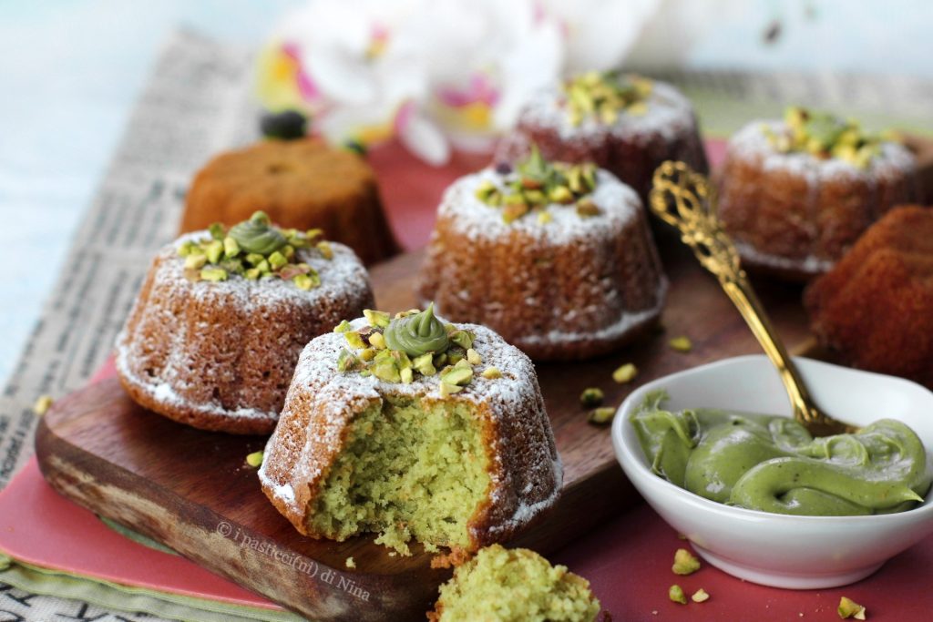 Tortinhas com creme de pistache na massa receita i pasticcini di Nina