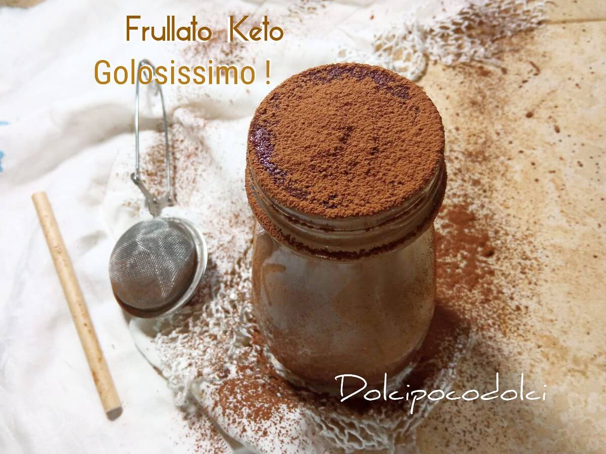 Shake keto gostoso de cacau e abacate: cremosidade e bem-estar num copo
