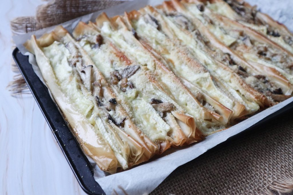 Torta salgada de cogumelos e brie