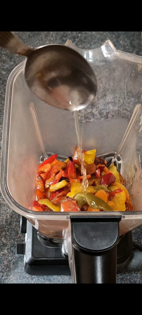 Preparando o creme de pimentões