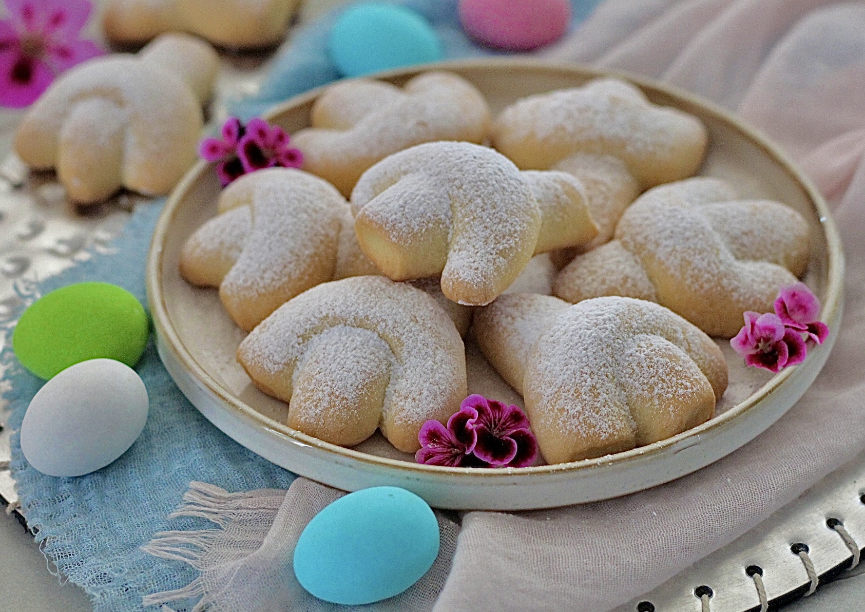 Biscoitos colombinas com azeite de oliva, fragrantes e macios.