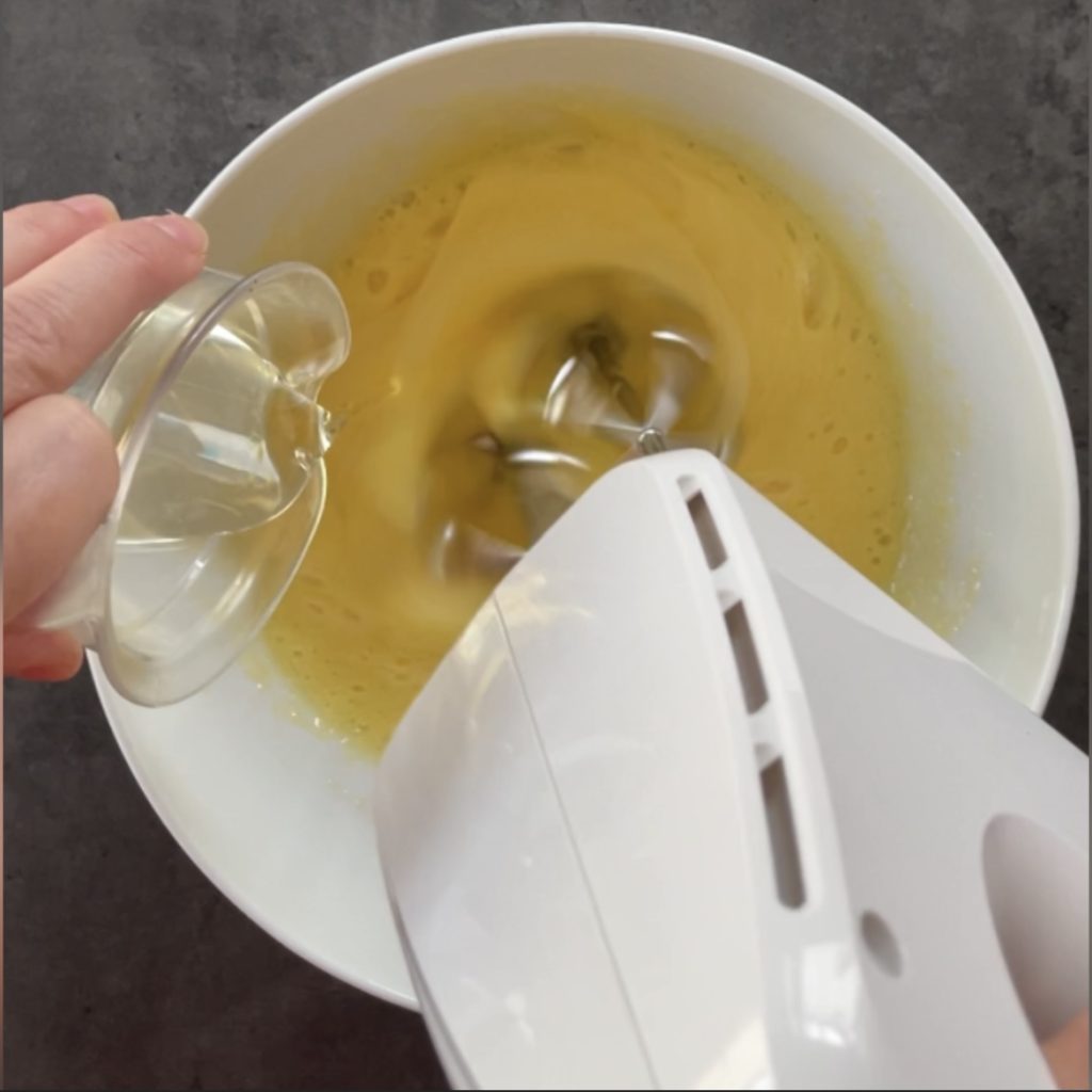 Bolo de iogurte com frutas vermelhas 9