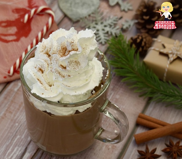 Chocolate quente rapidíssimo e super cremoso