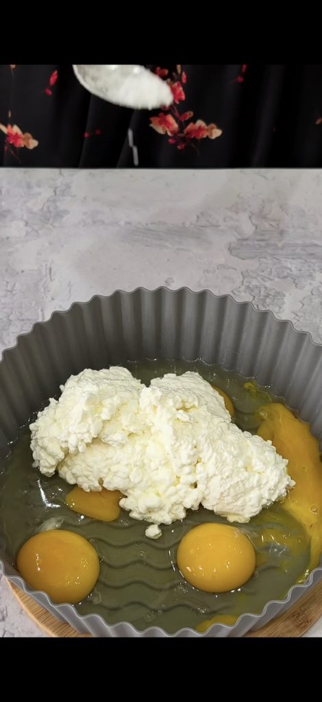 Adicionando o queijo cottage