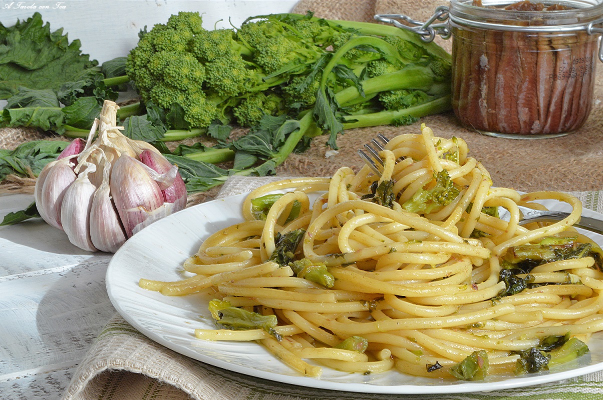 MACARRÃO com friarelli napolitanos