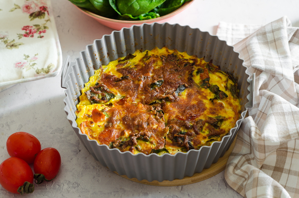 Frittata de legumes na airfryer: leve, rápida e que esvazia a geladeira