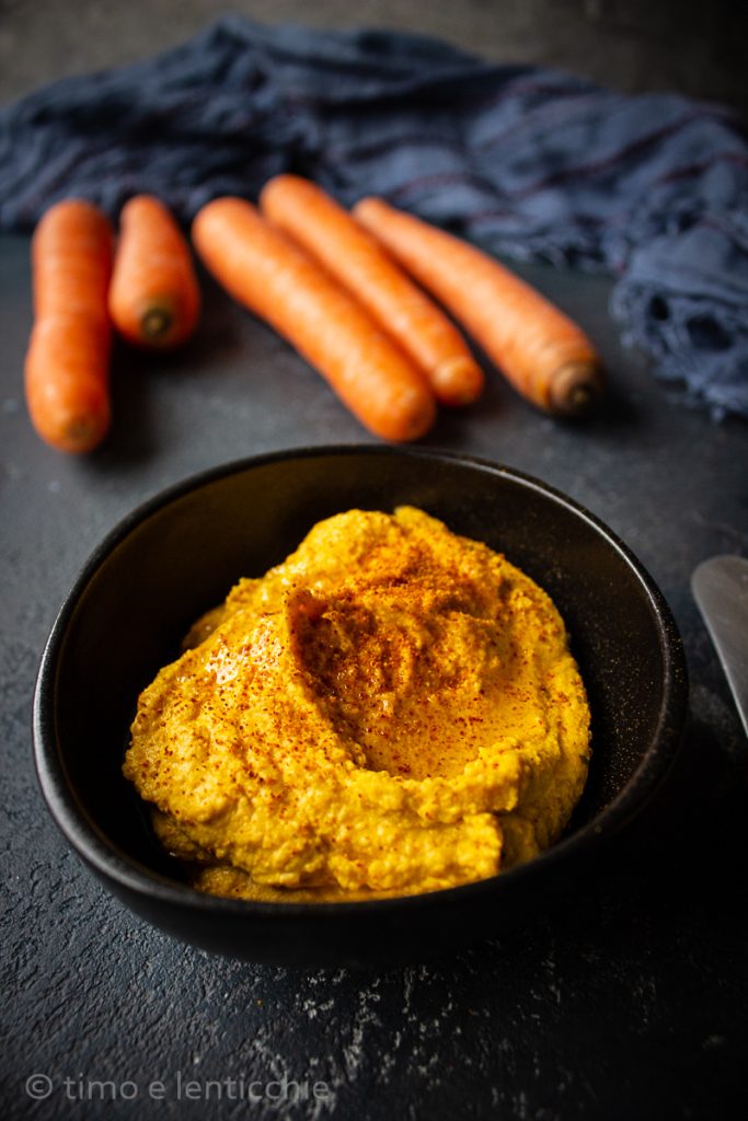 Hummus de cenoura ao curry
