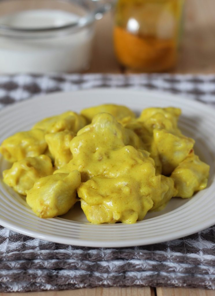 bocadinhos de peito de peru ao curry e cúrcuma