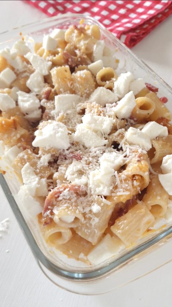 MACARRÃO ASSADO COM ABÓBORA E SPECK