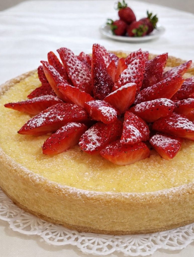 Torta Cheesecake de Ricota e Morangos