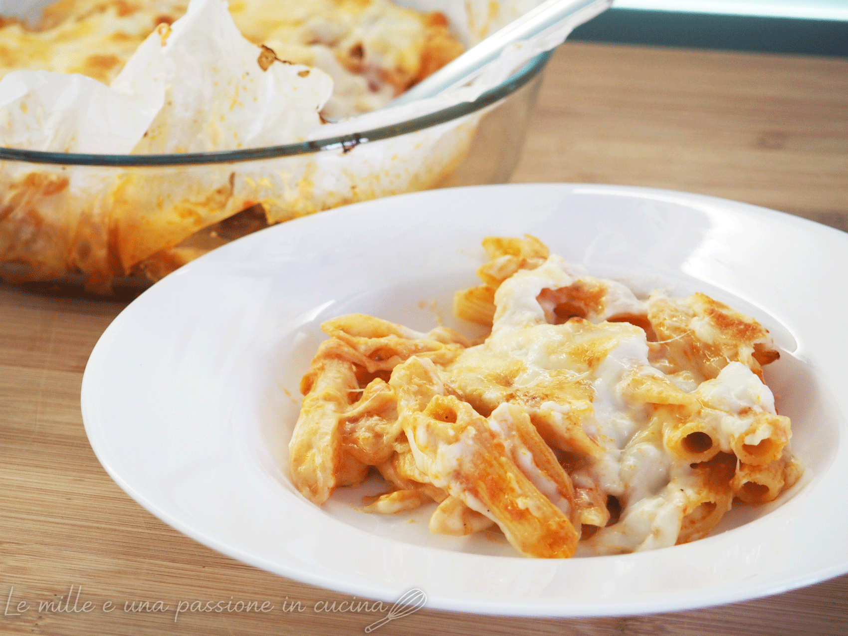 Macarrão ao forno cremoso caseiro (fácil, com molho feito à mão ou na Monsieur Cuisine Smart)