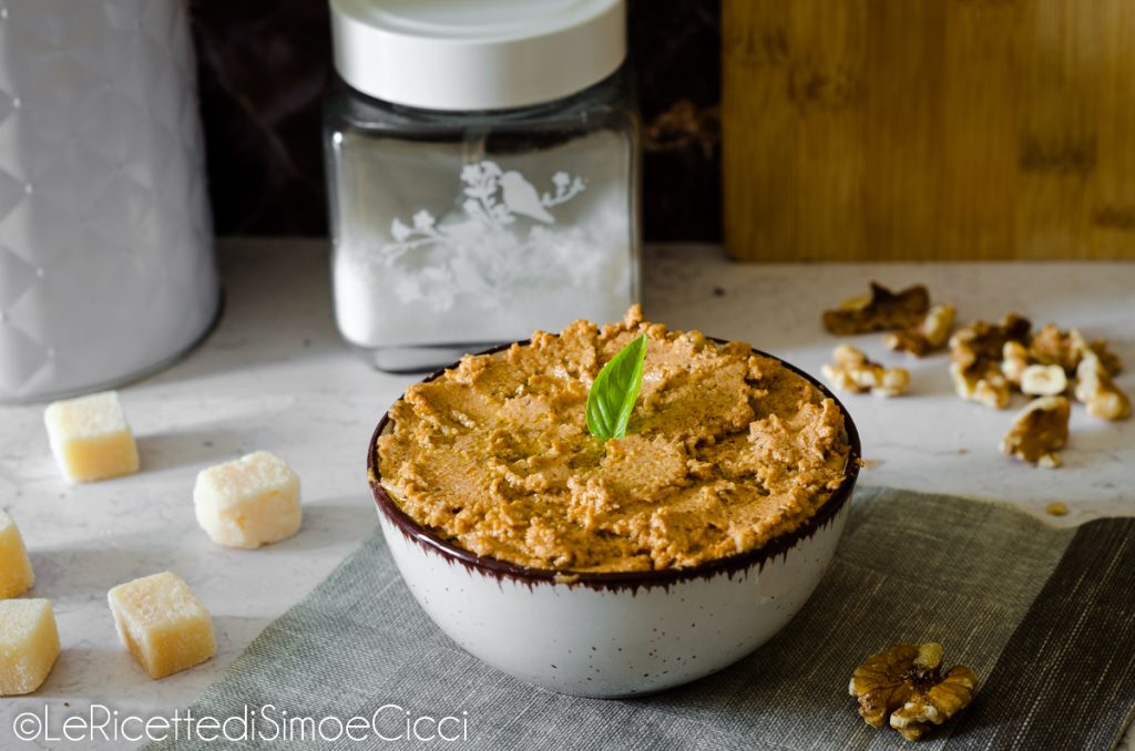 Pesto de nozes e tomates secos