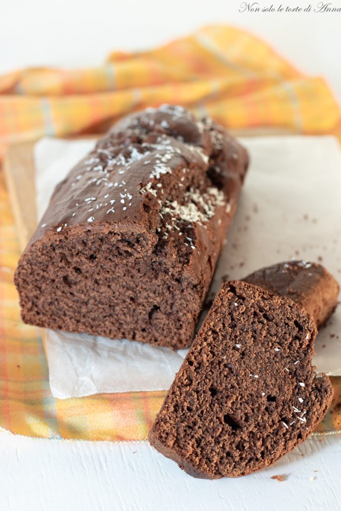 plumcake de cacau e coco sem manteiga