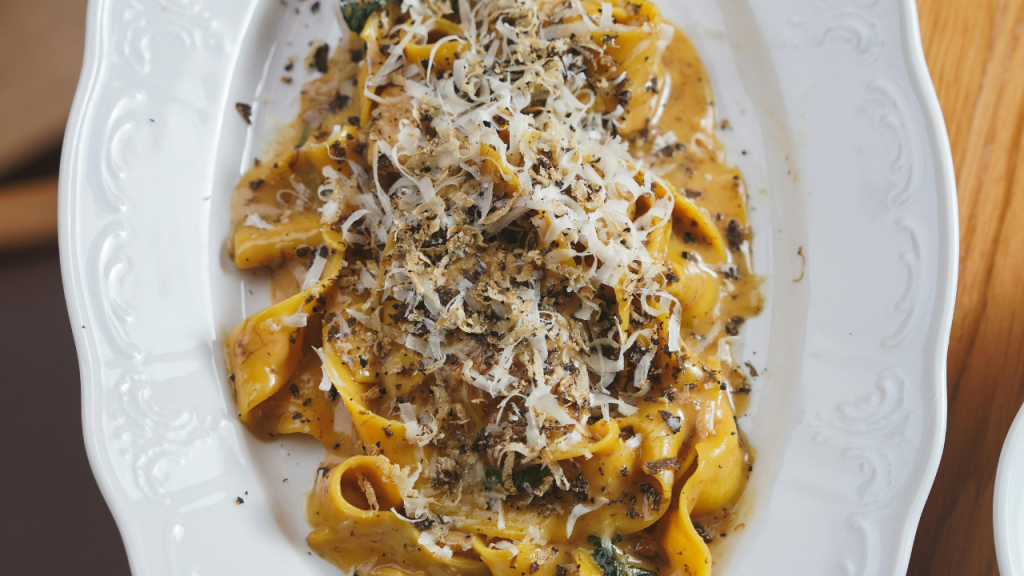 Tagliatelle al ragù di coniglio